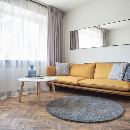 Downtown Apartment Rentals 2 Šiauliai Kültér fotó