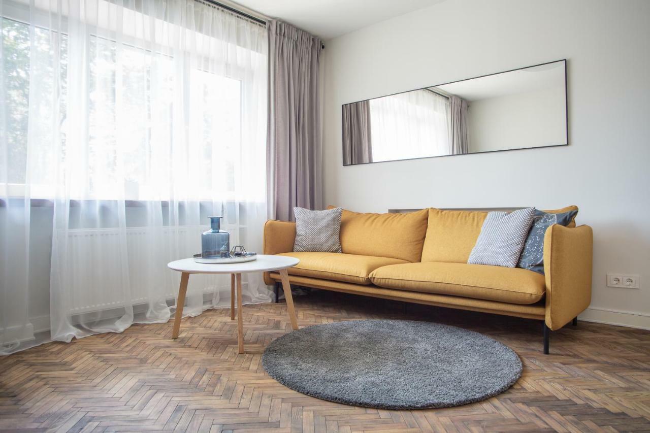 Downtown Apartment Rentals 2 Šiauliai Kültér fotó